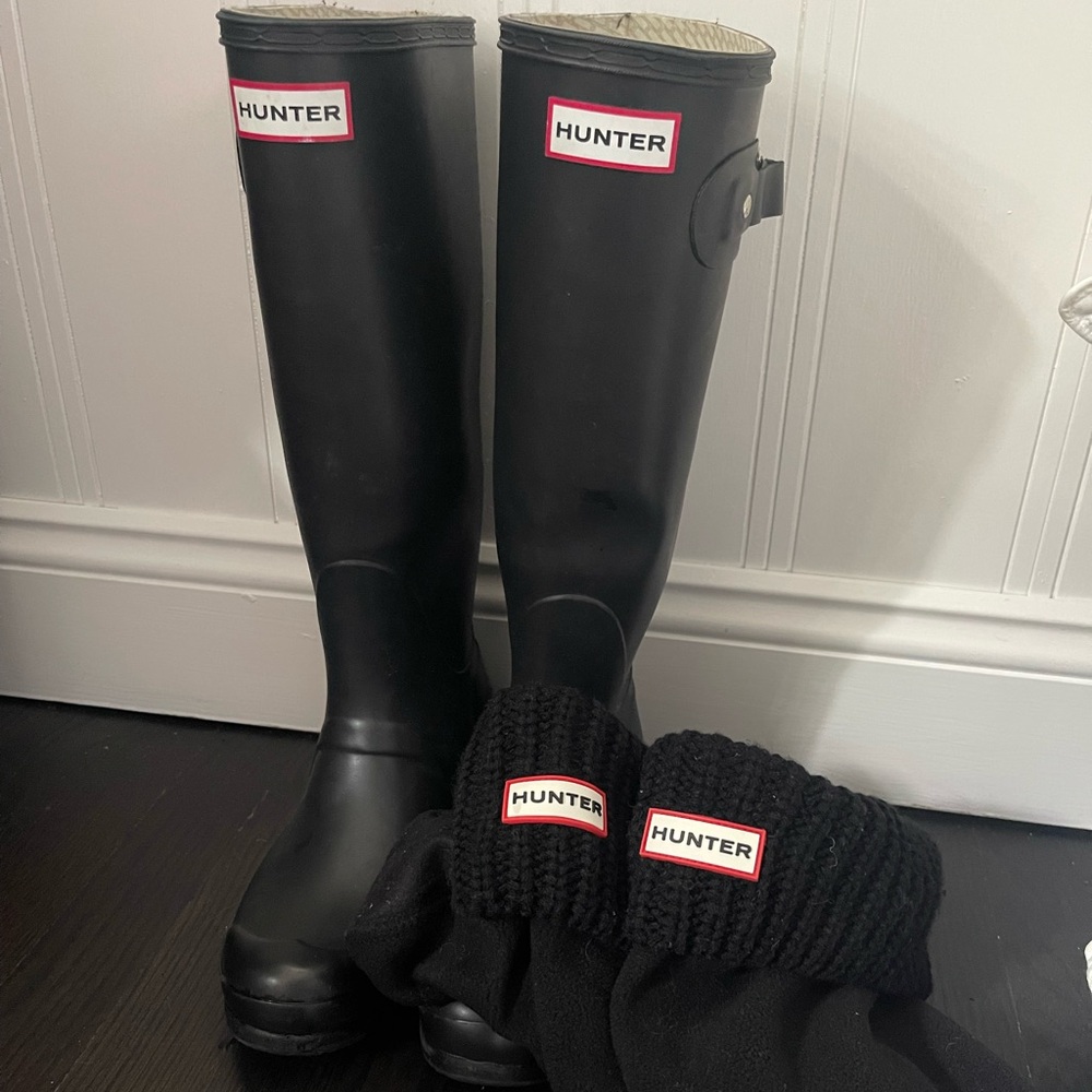 Hunter rain boots with insert